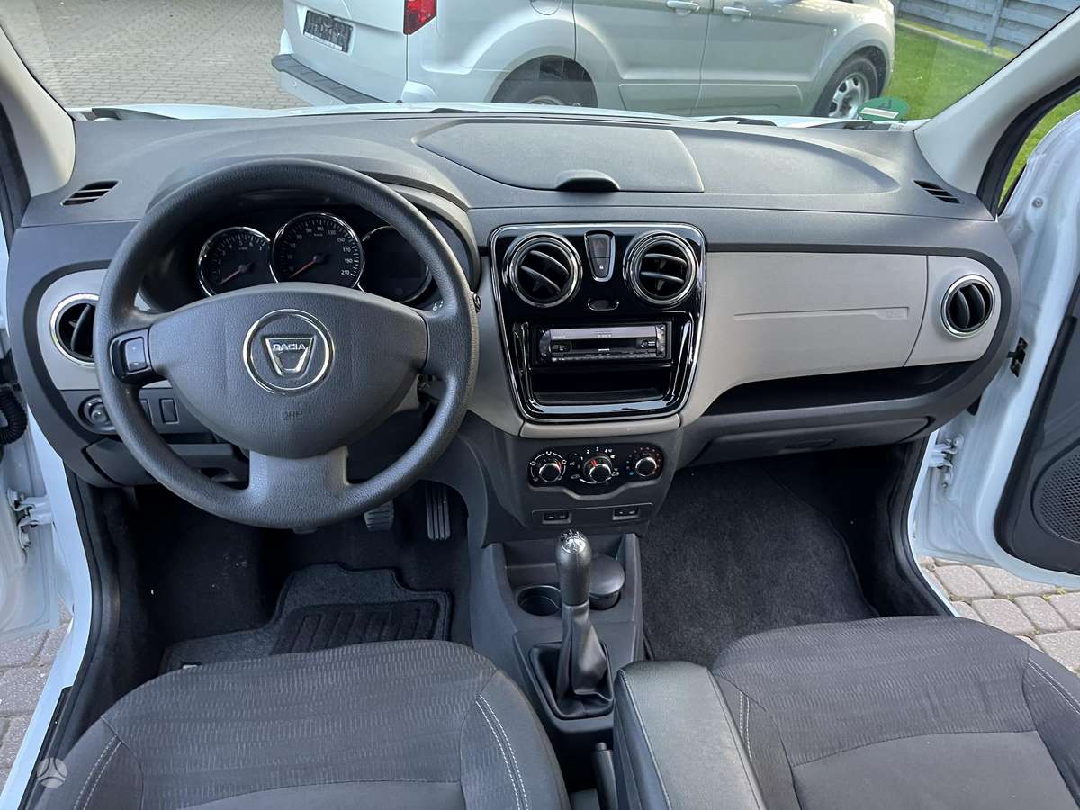 Dacia Lodgy 2014 — photo 13