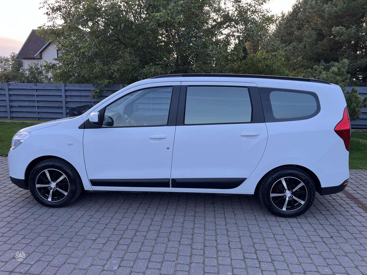 Dacia Lodgy 2014 — rear view