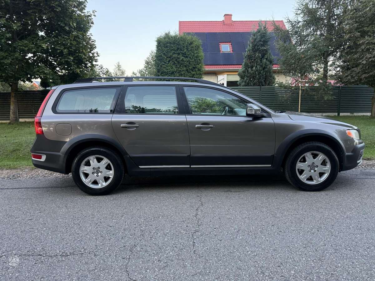 Volvo XC70 2008 — двигун 3192 cm³, 235 HP (173kW)