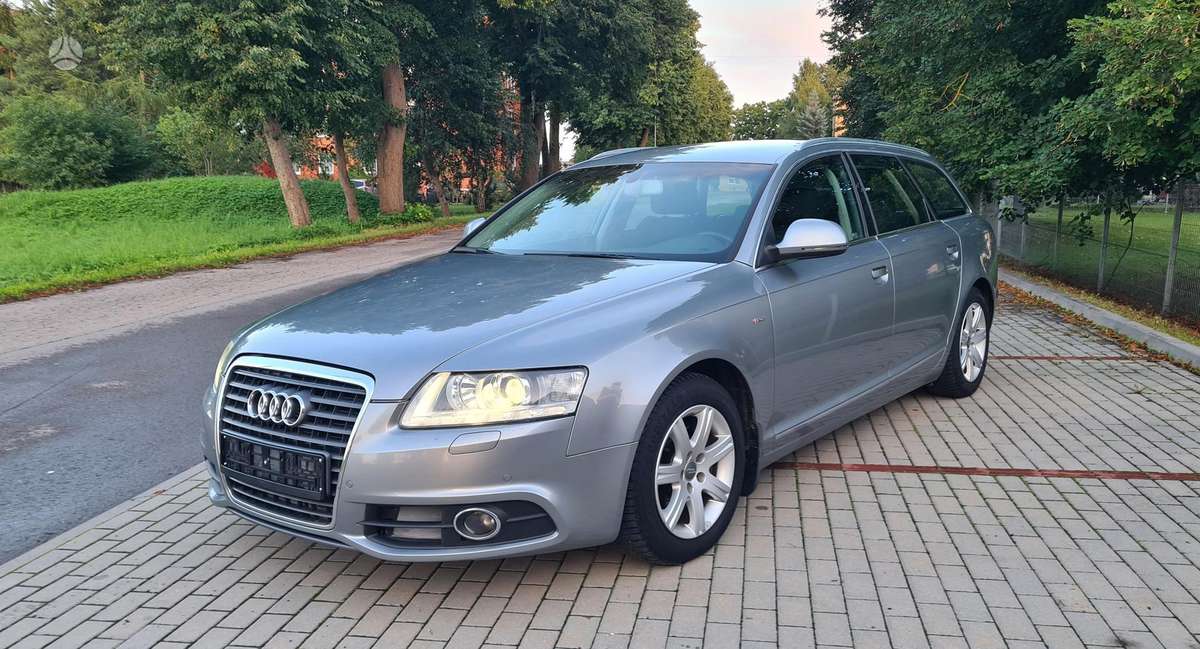Audi A6 2009 — interior