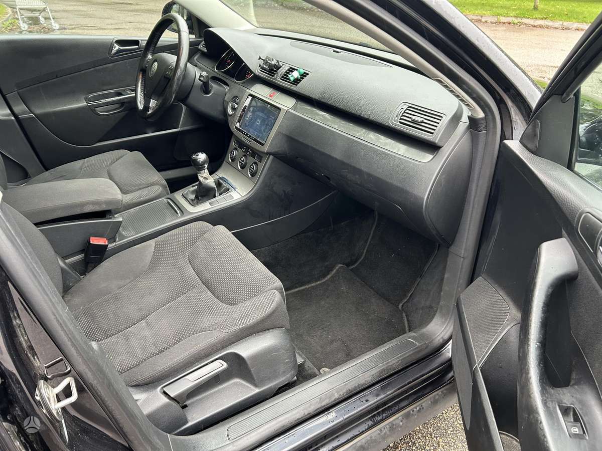 Volkswagen Passat 2006 — photo 8