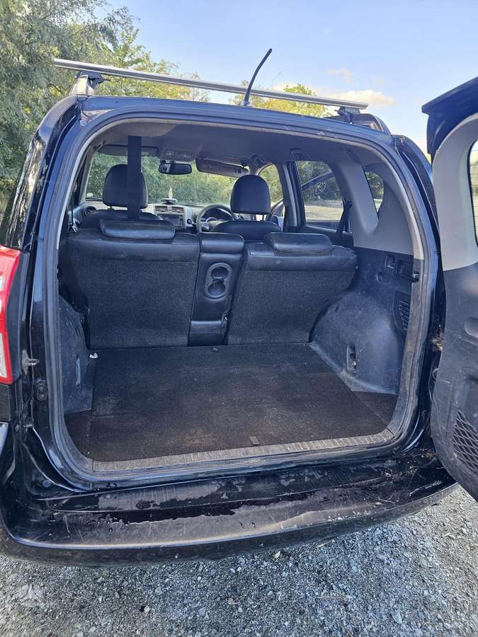 Toyota RAV4 2012 — photo 12