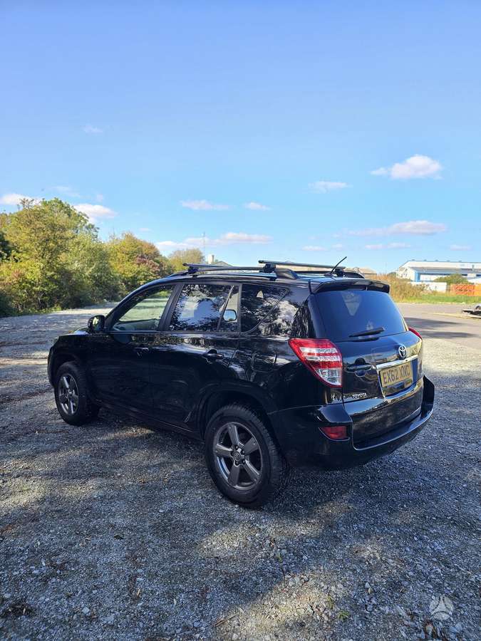 Toyota RAV4 2012 — photo 5
