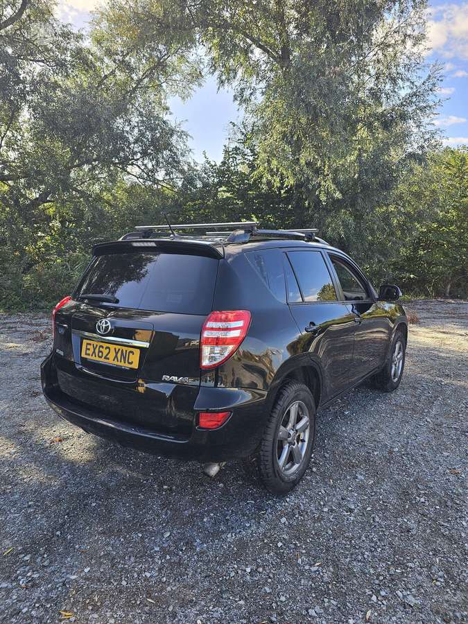 Toyota RAV4 2012 — photo 7