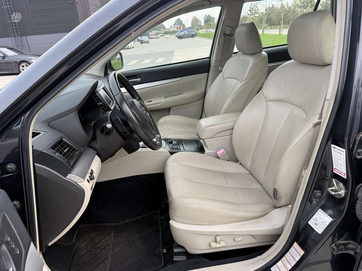 Subaru Outback 2014 — photo 13