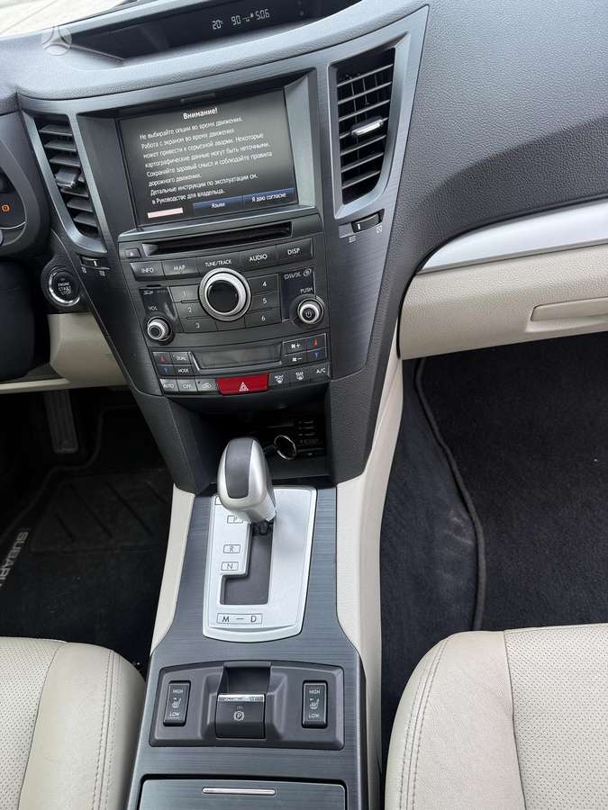 Subaru Outback 2014 — photo 18