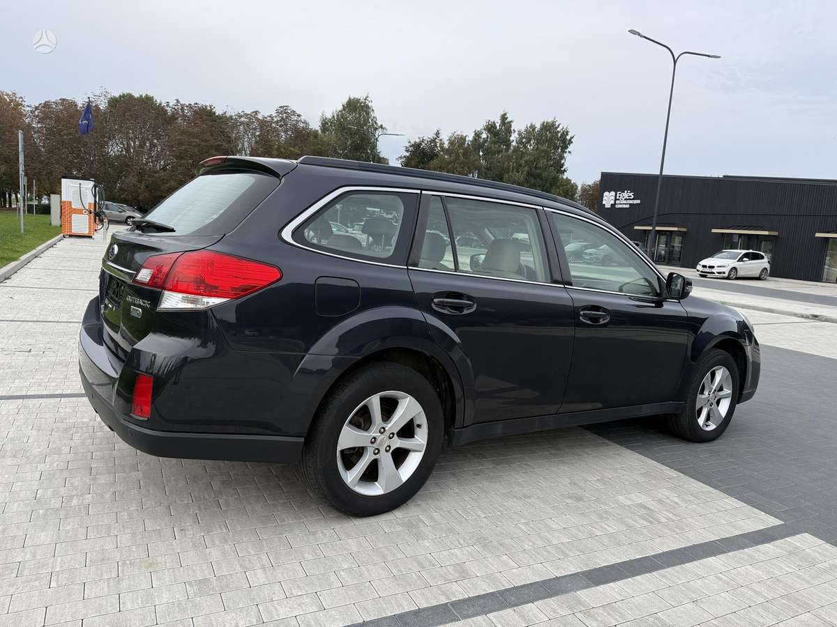 Subaru Outback 2014 — photo 7