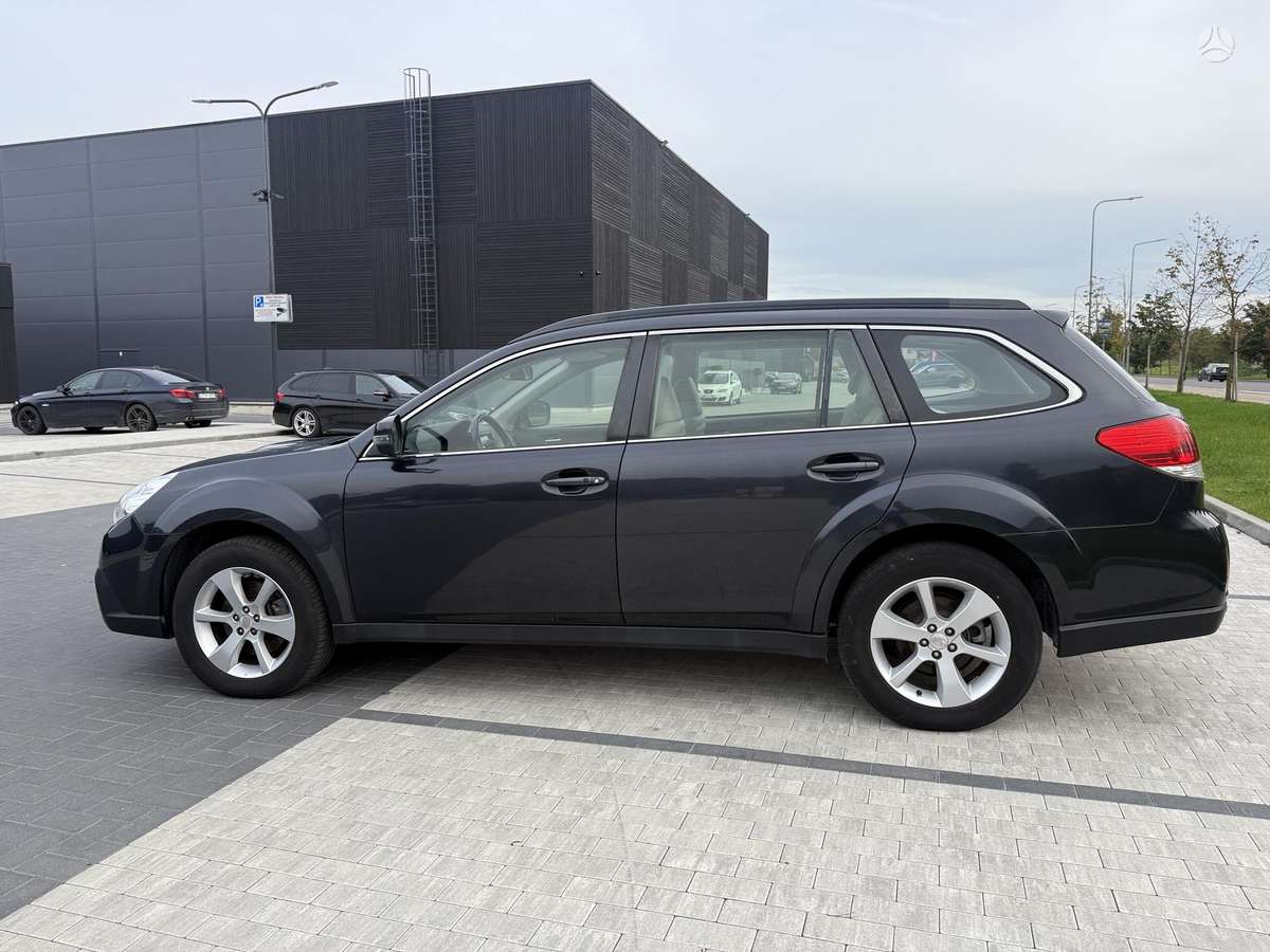 Subaru Outback 2014 — photo 8