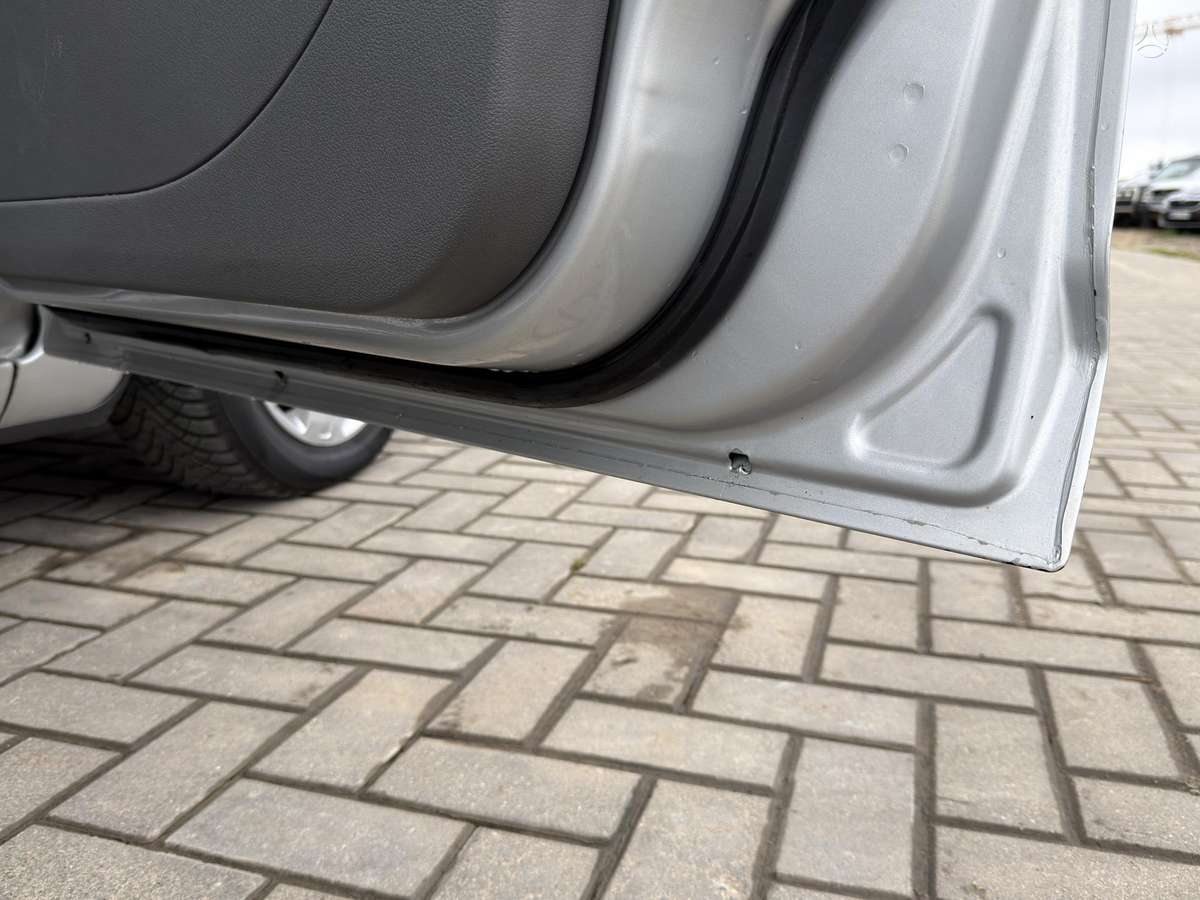 Ford Focus 2009 — photo 20