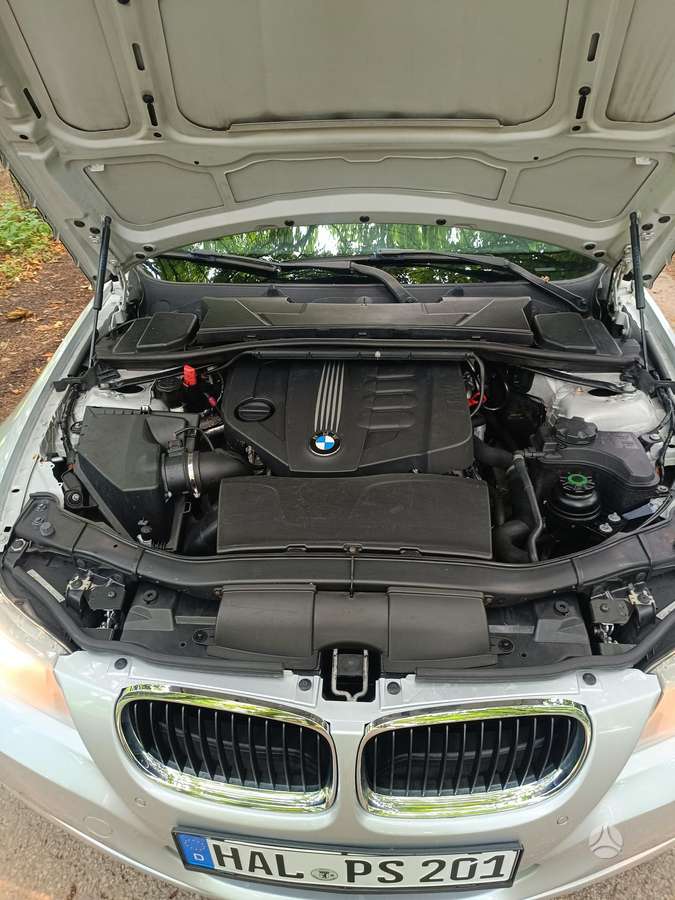 BMW 320 2011 — фото 15