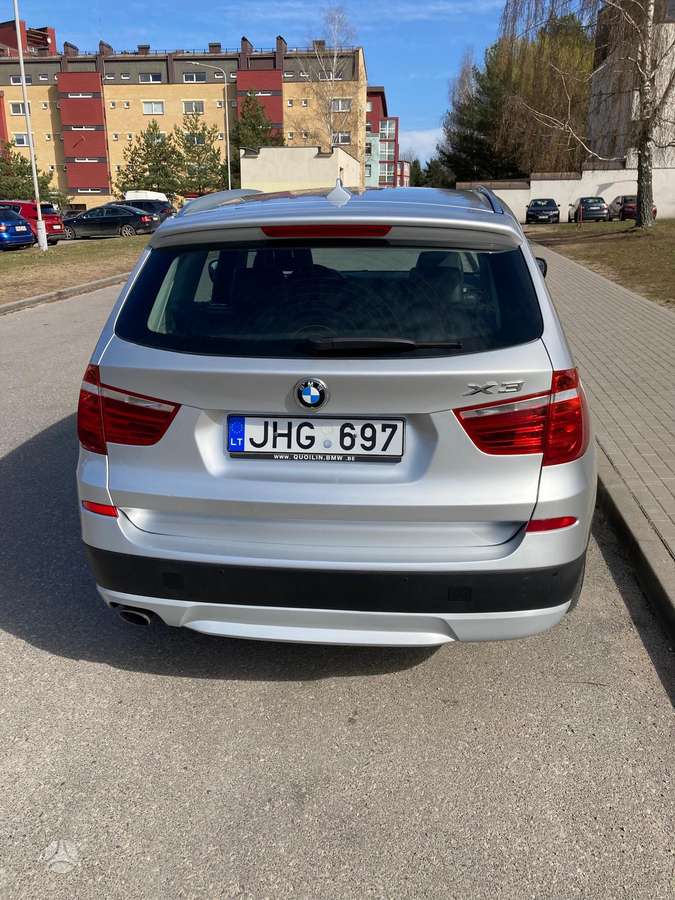 BMW X3 2012 — interior