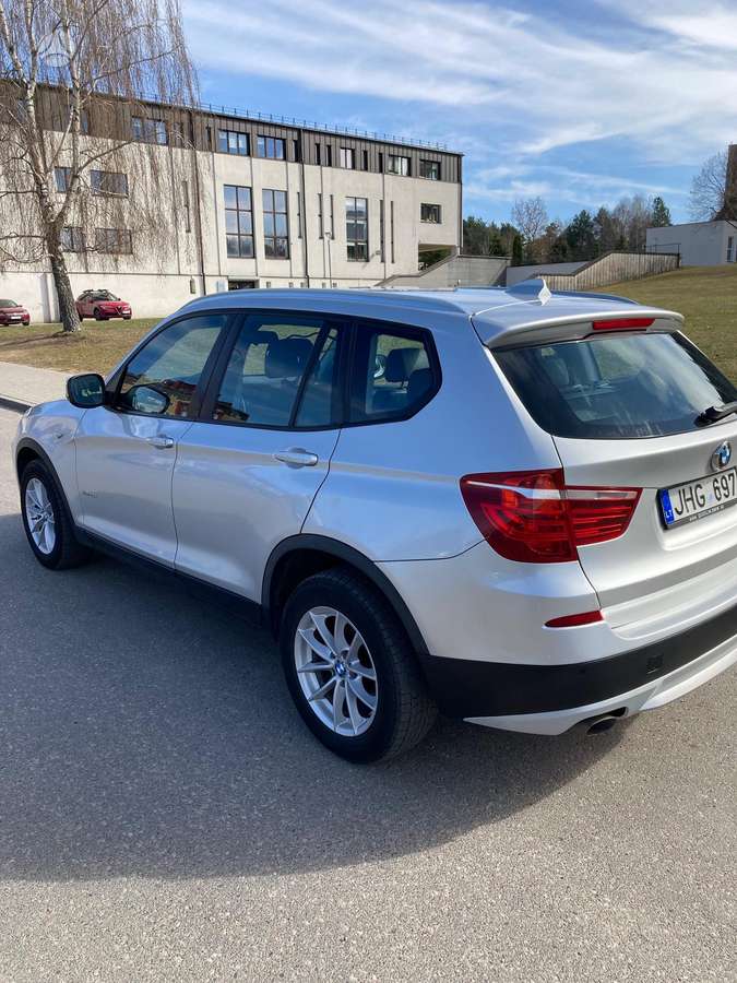 BMW X3 2012 — engine 1995 cm³, 163 HP (120kW)