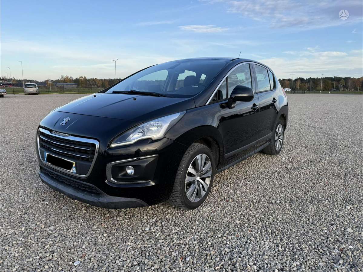 Peugeot 3008 2014 — вигляд ззаду