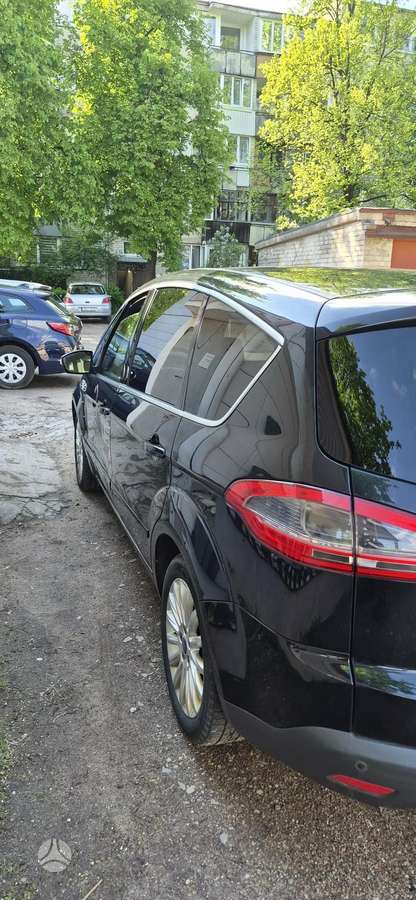Ford S-MAX 2014 — rear view