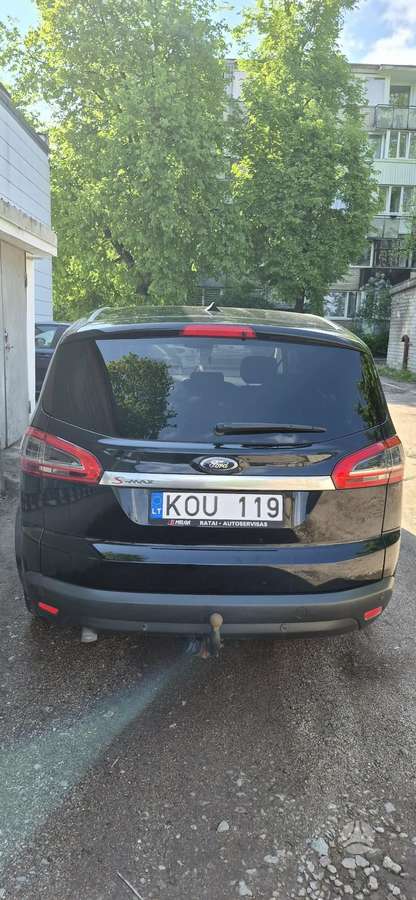 Ford S-MAX 2014 — interior