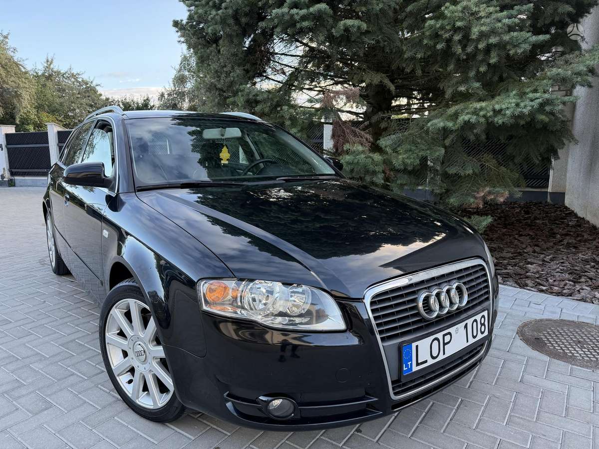 Audi A4 2006 — interior