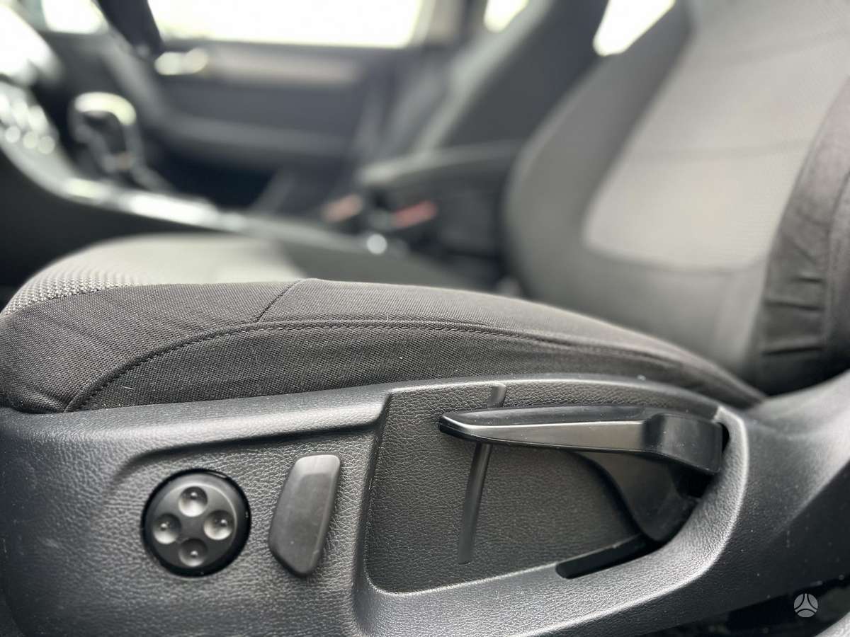 Volkswagen Passat 2014 — photo 9