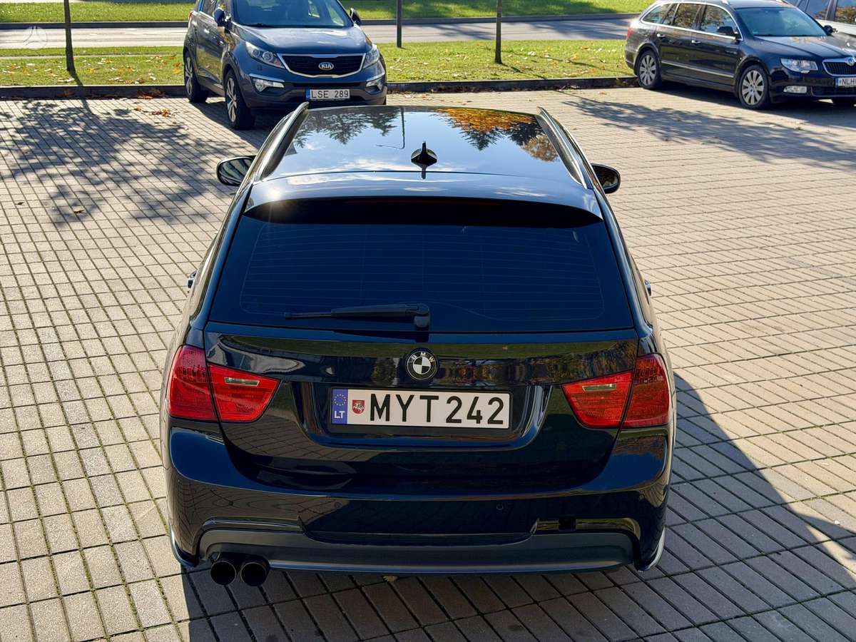 BMW 325 2010 — photo 6