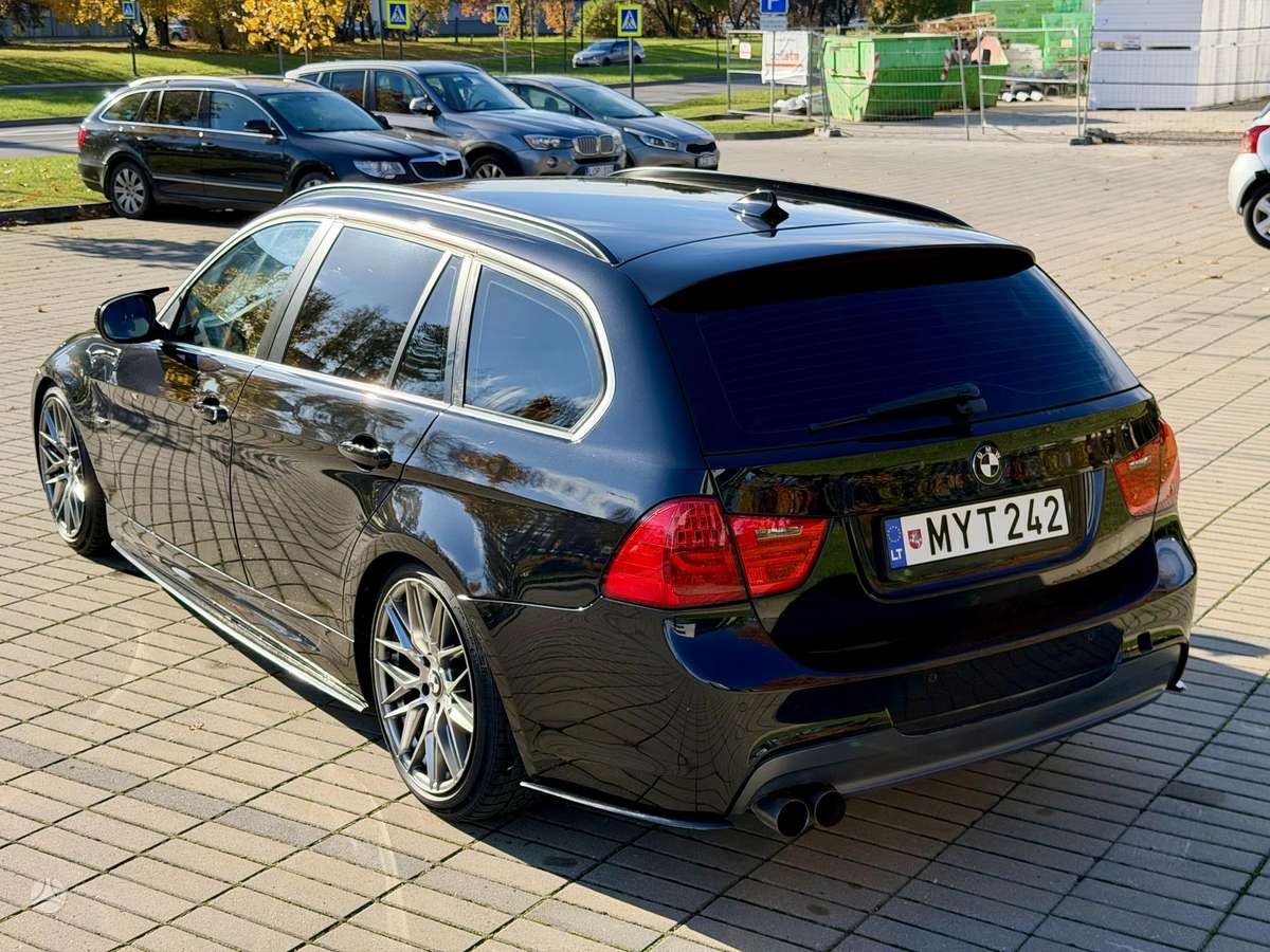 BMW 325 2010 — photo 7