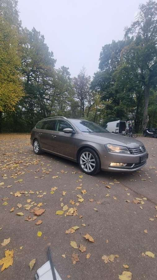 Volkswagen Passat 2011 — vehicle for AFU Ukraine