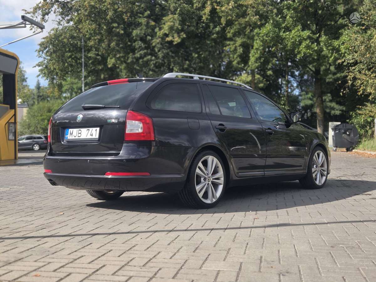 Skoda Octavia 2009 — engine 1968 cm³, 170 HP (125kW)