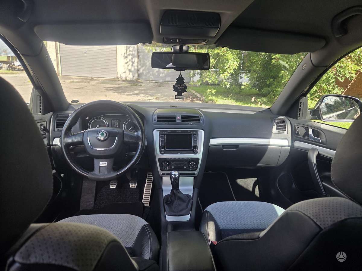 Skoda Octavia 2009 — photo 7