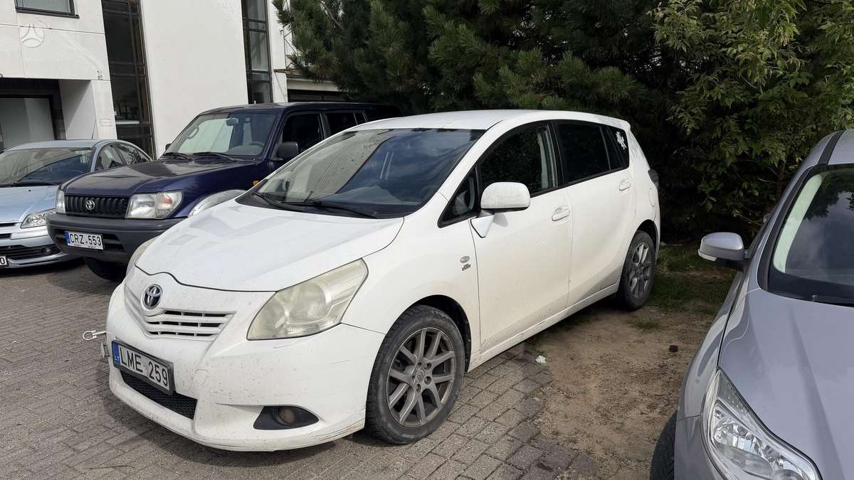 Toyota Verso, 2012