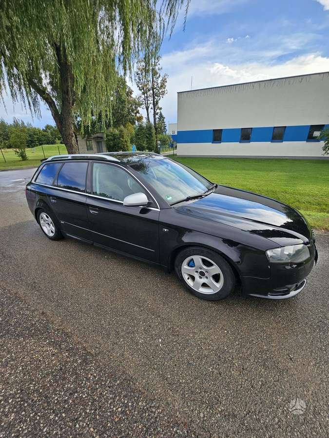 Audi A4 2007 — вигляд ззаду