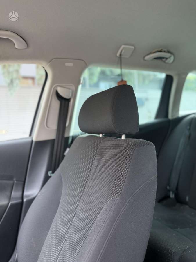 Volkswagen Passat 2005 — photo 24
