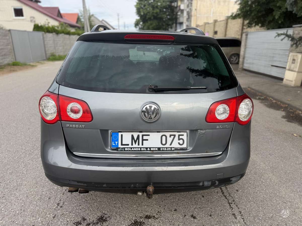Volkswagen Passat 2005 — photo 8