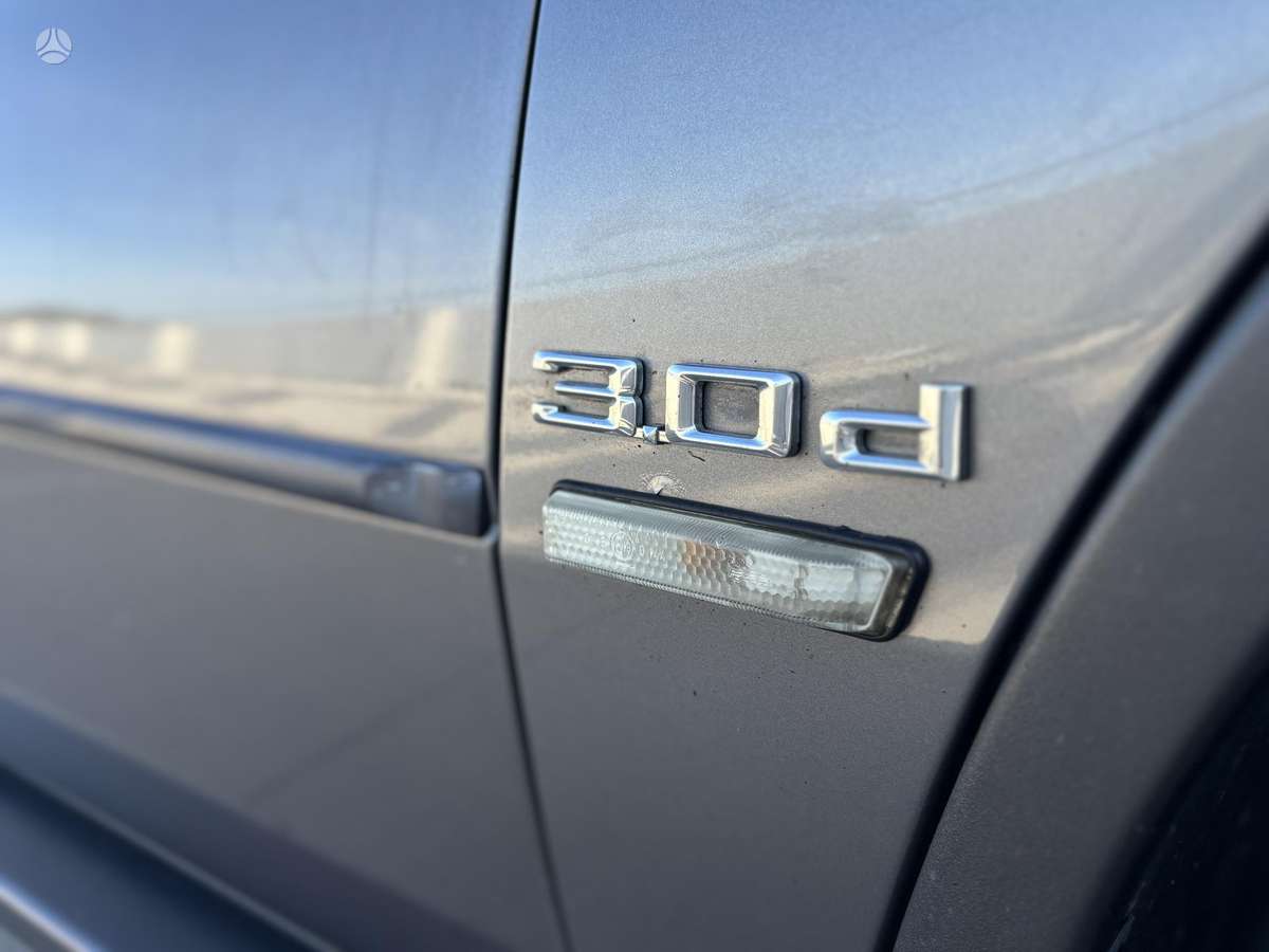 BMW X5 2004 — photo 10