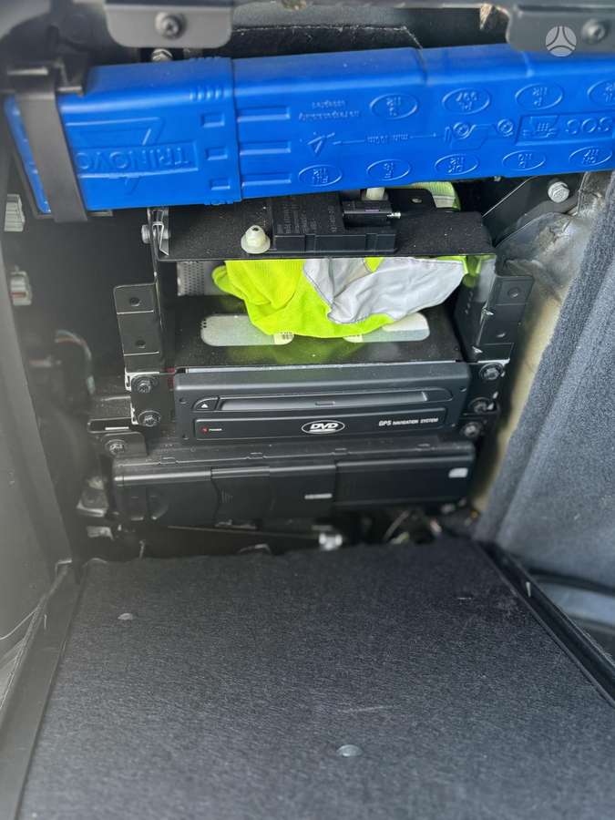 BMW X5 2004 — photo 34