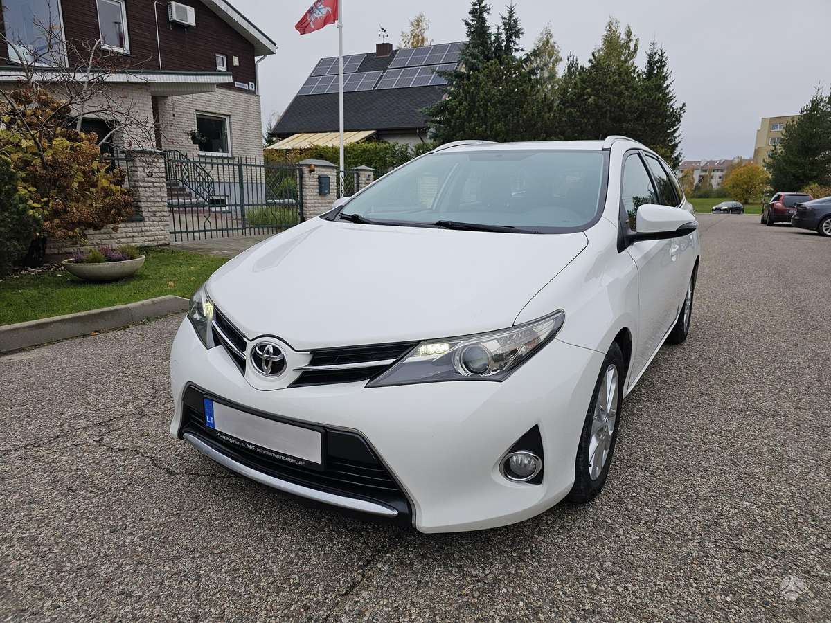 Toyota Auris 2014 — авто для ЗСУ з Європи