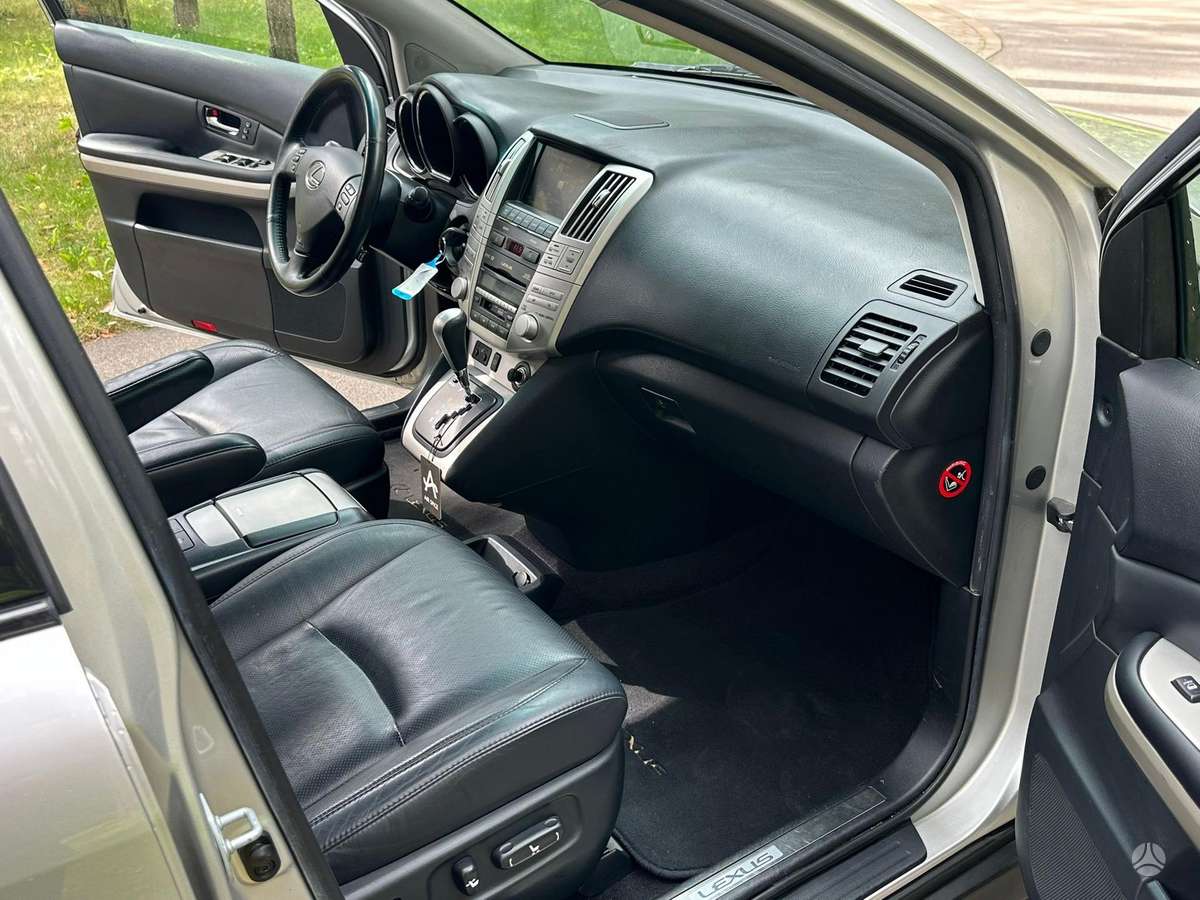 Lexus RX 2007 — photo 14