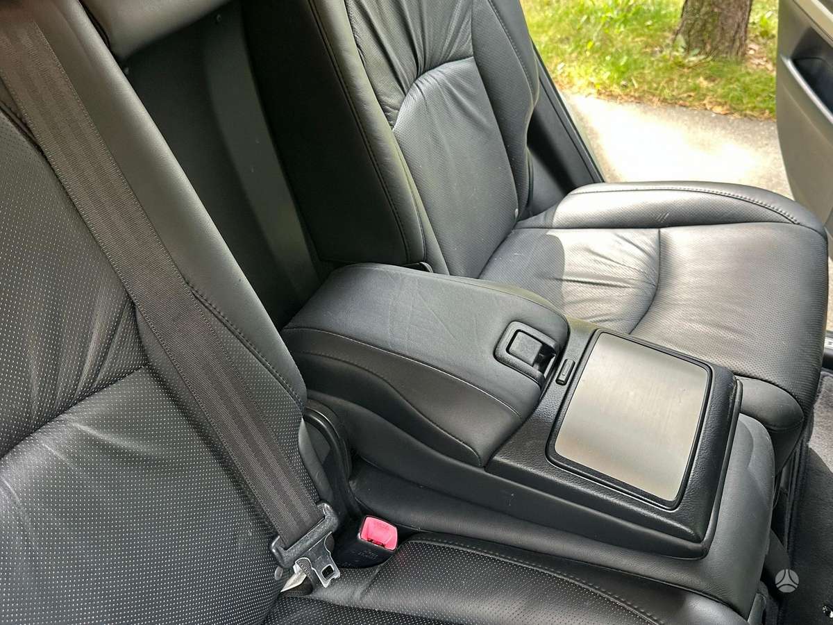 Lexus RX 2007 — photo 18