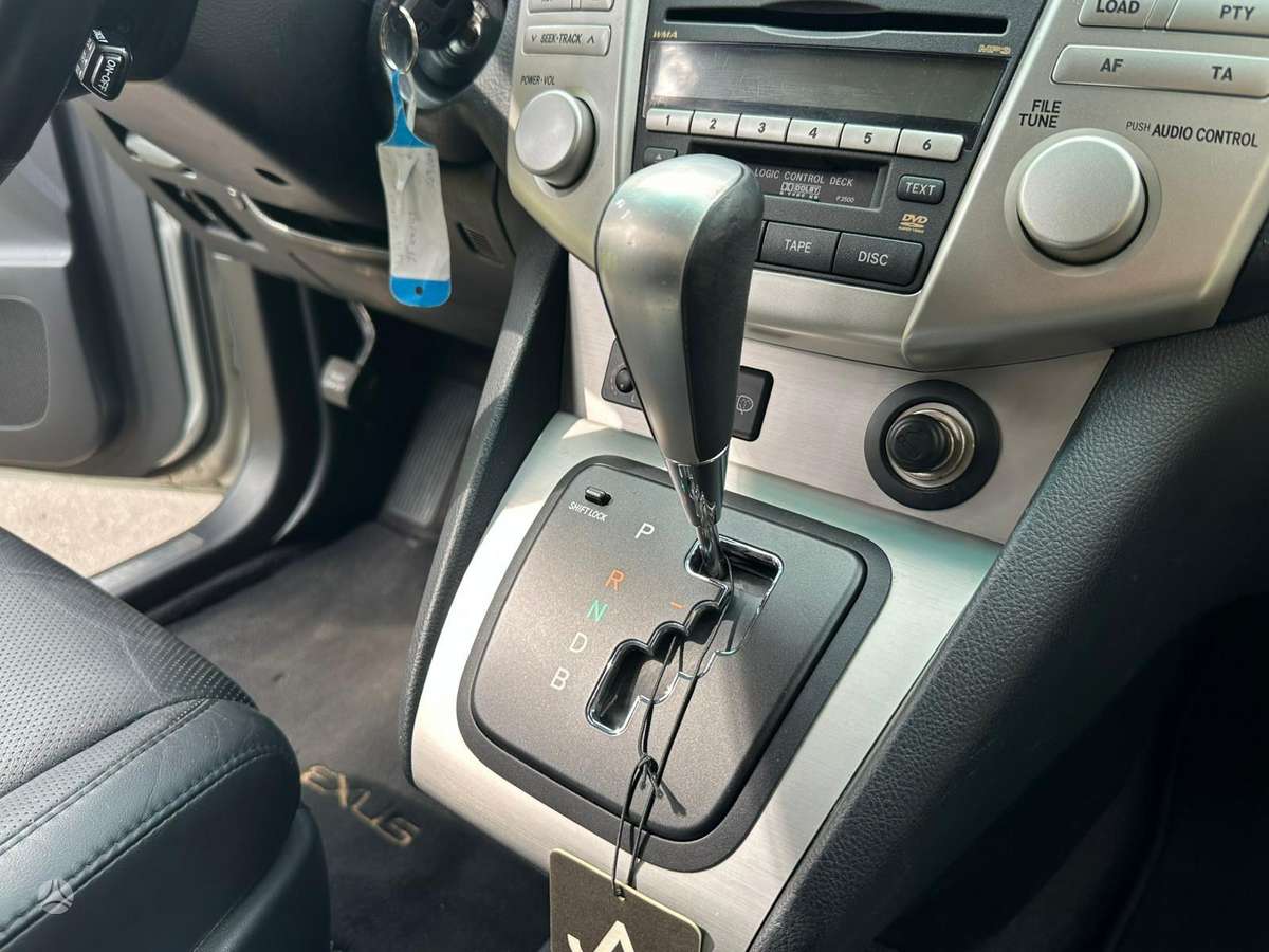 Lexus RX 2007 — photo 28