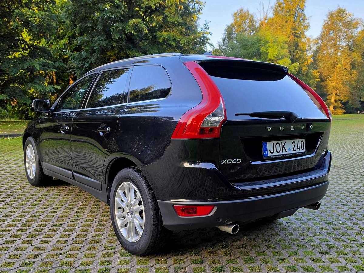 Volvo XC60 2010 — photo 6
