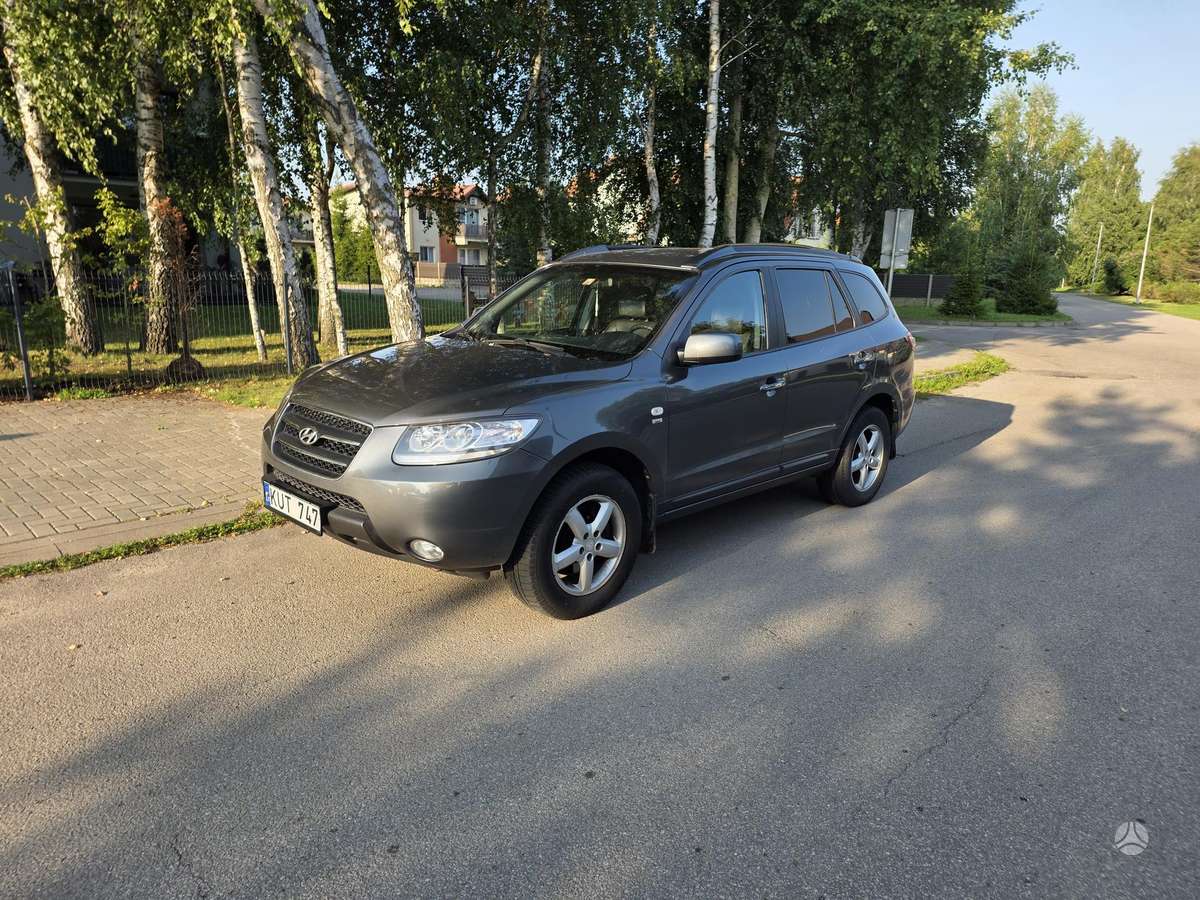 Hyundai Santa 2010 — вигляд ззаду
