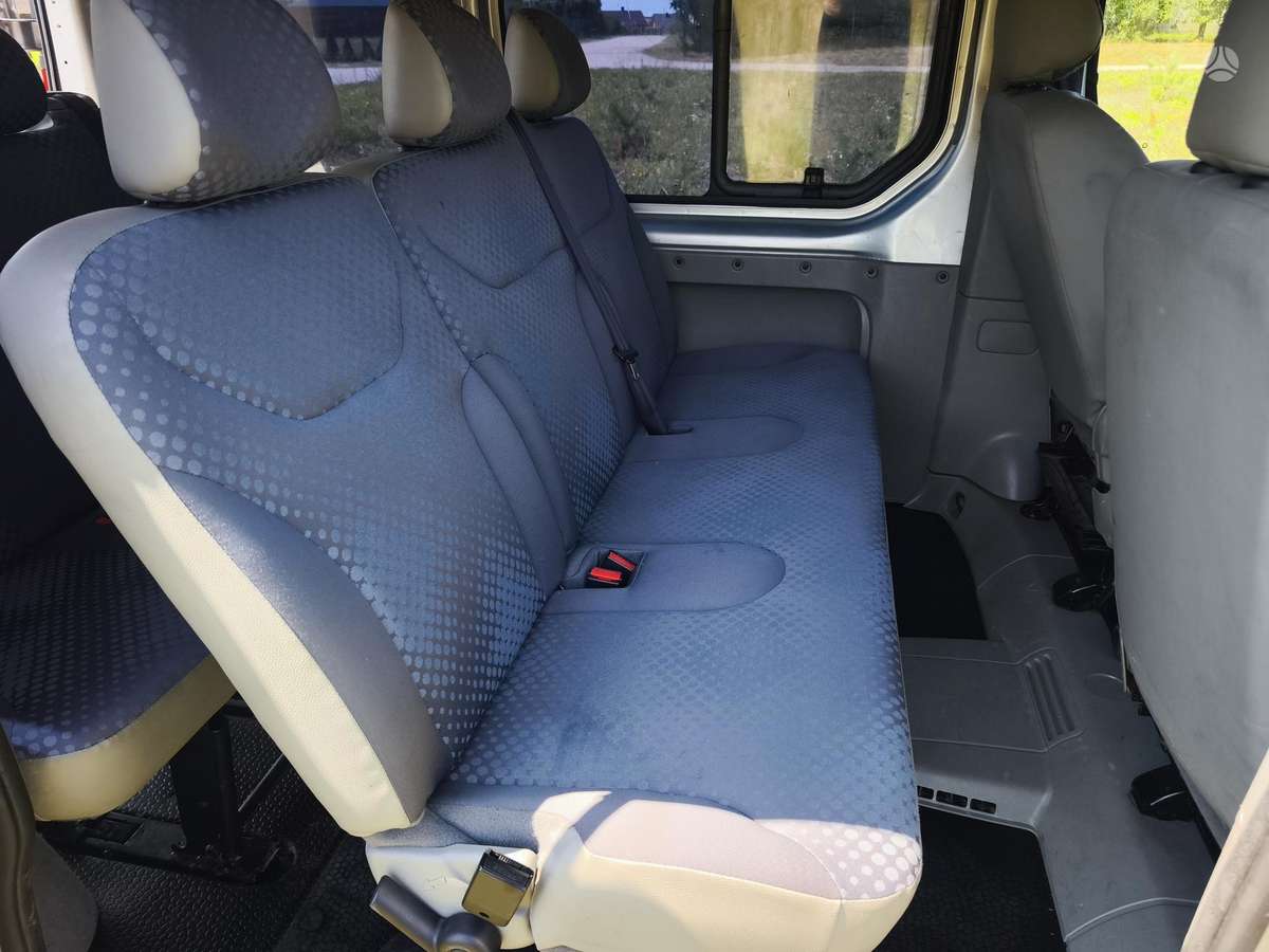 Renault Trafic 2008 — фото 10