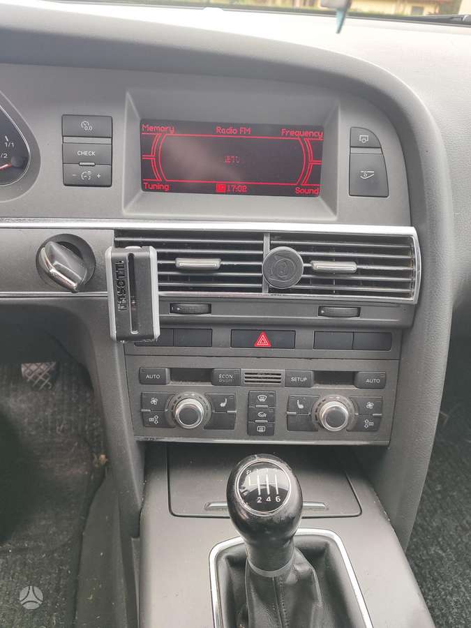Audi A6 2006 — вигляд ззаду
