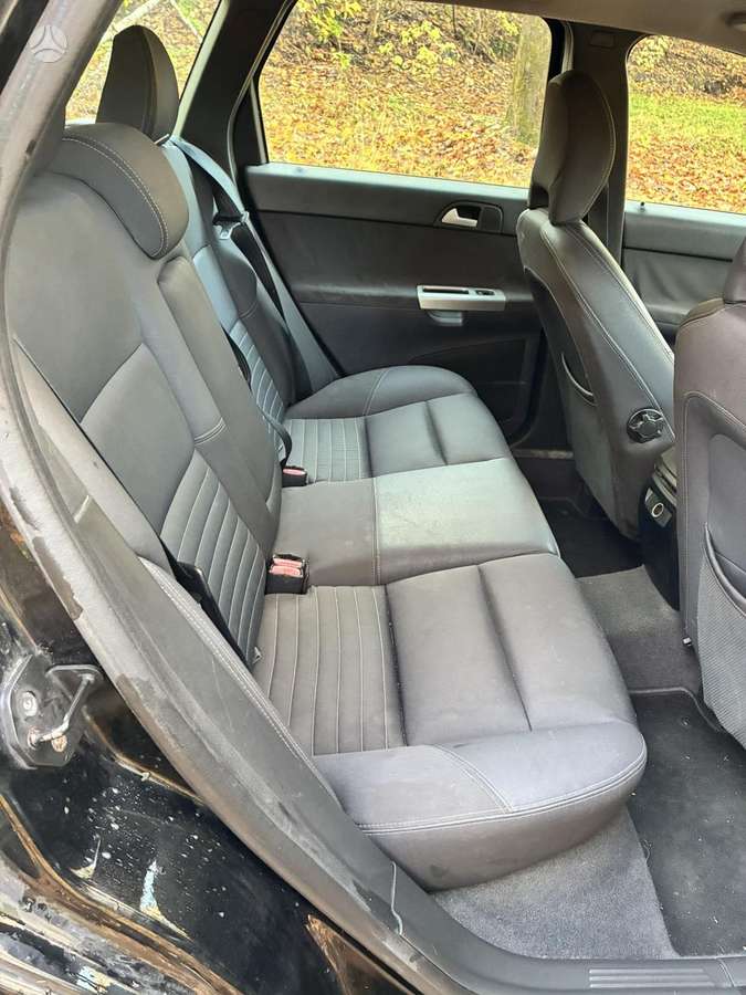 Volvo V50 2006 — photo 8