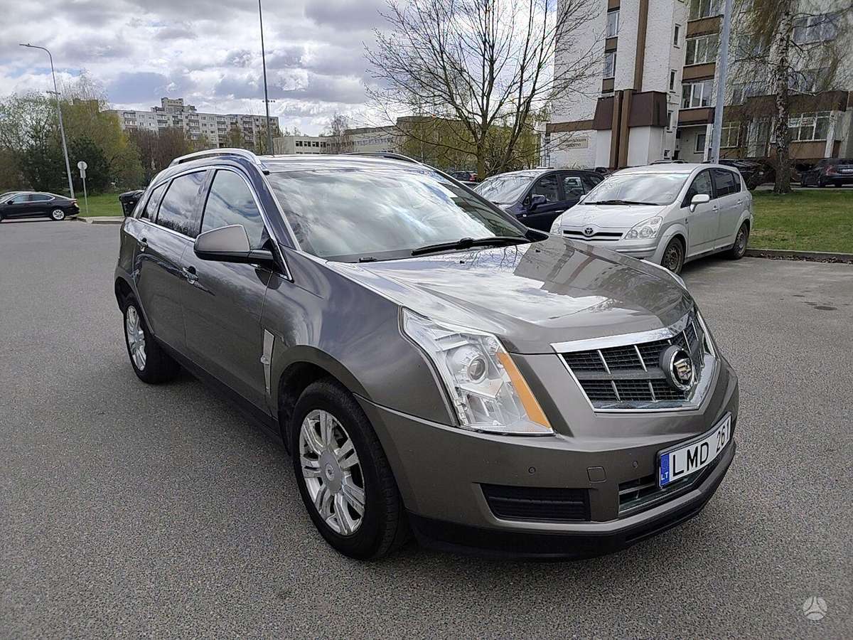 Cadillac SRX 2011 — вигляд ззаду