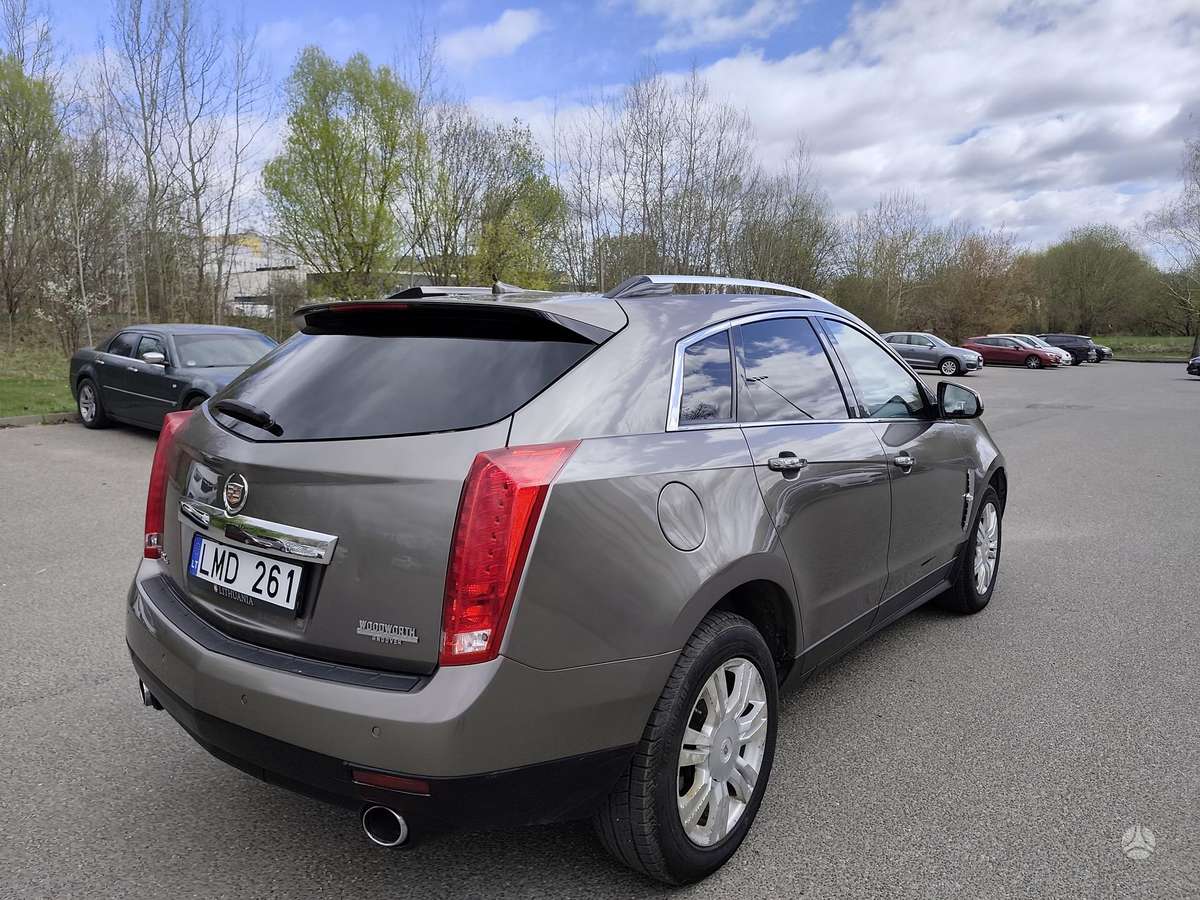 Cadillac SRX 2011 — двигун 2994 cm³, 269 HP (198kW)