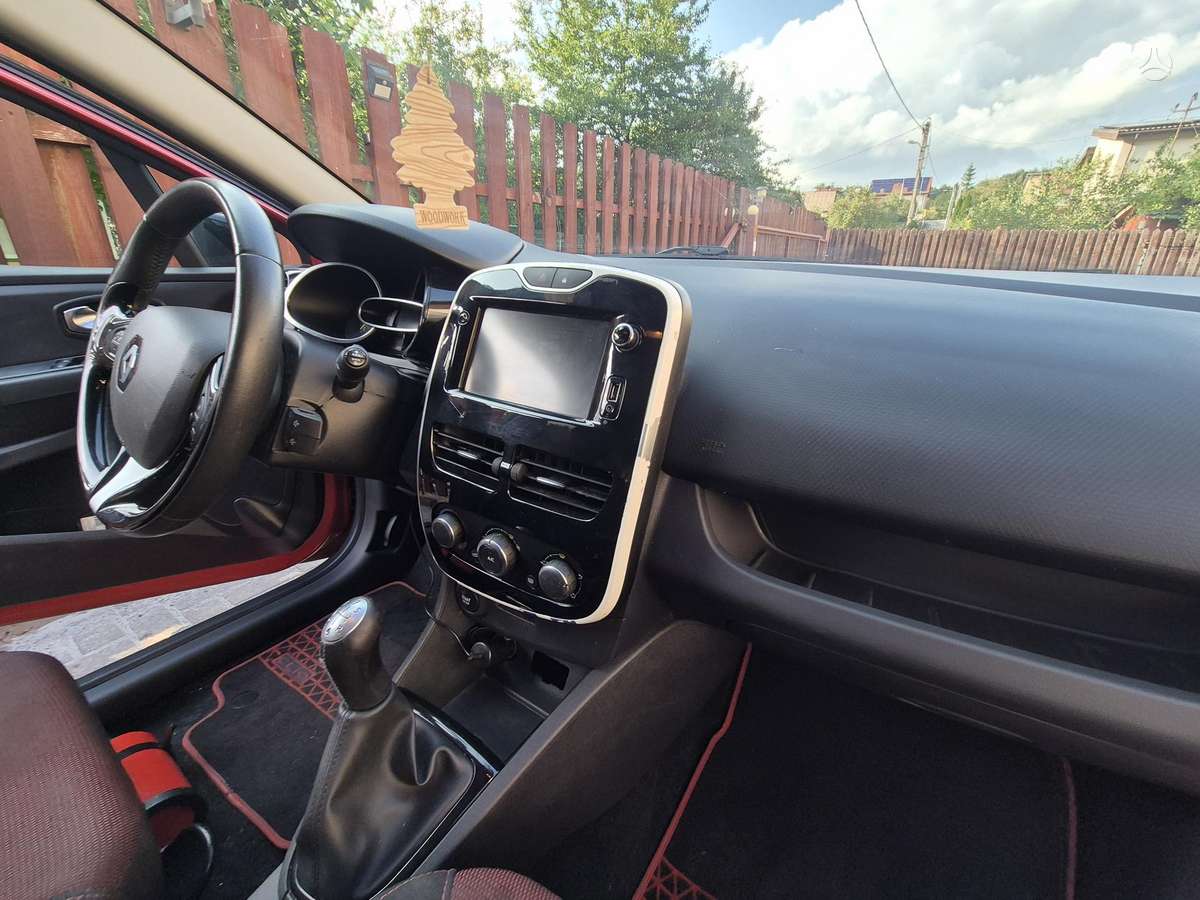 Renault Clio 2015 — фото 12