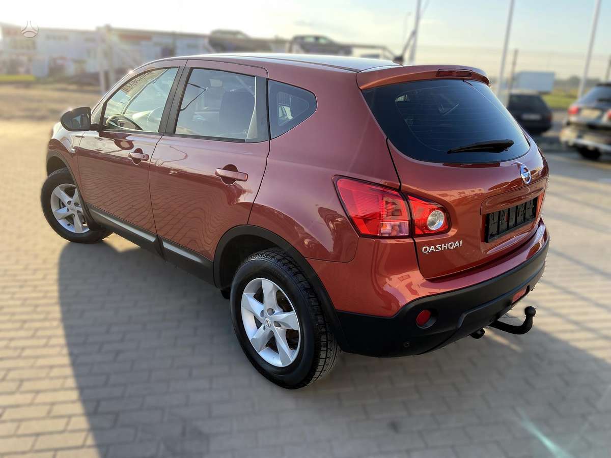 Nissan Qashqai 2008 — салон