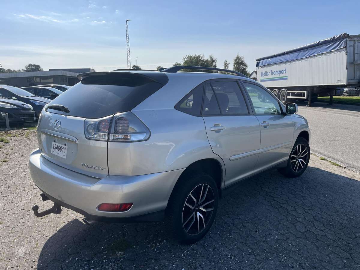 Lexus RX 2007 — салон