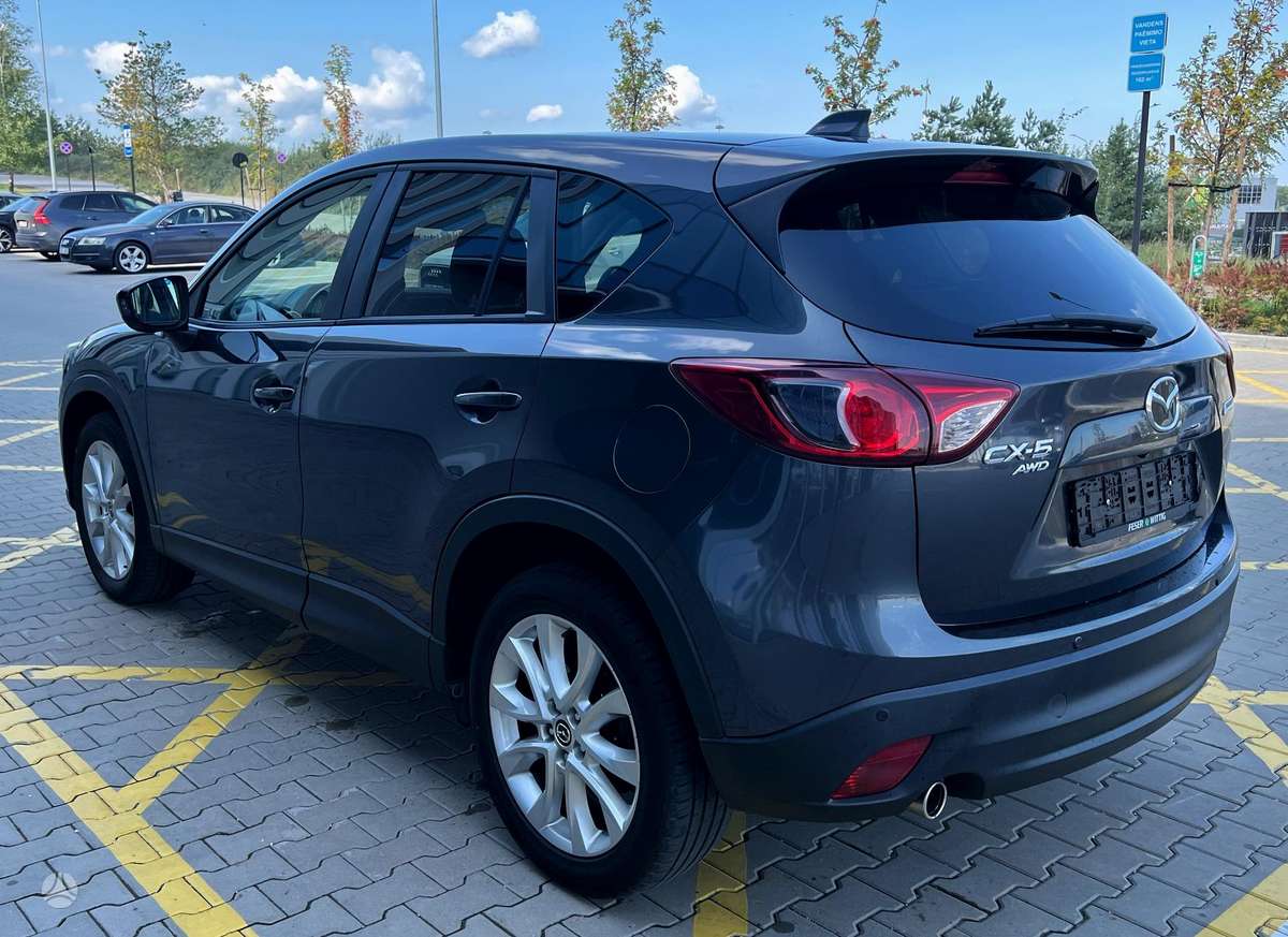 Mazda CX-5 2013 — engine 2200 cm³, 175 HP (129kW)
