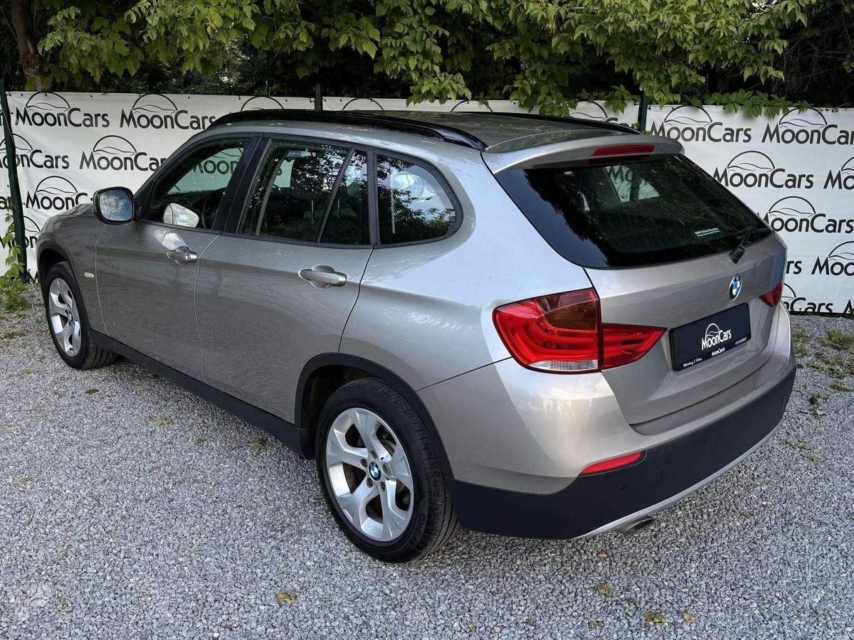 BMW X1 2011 — photo 7