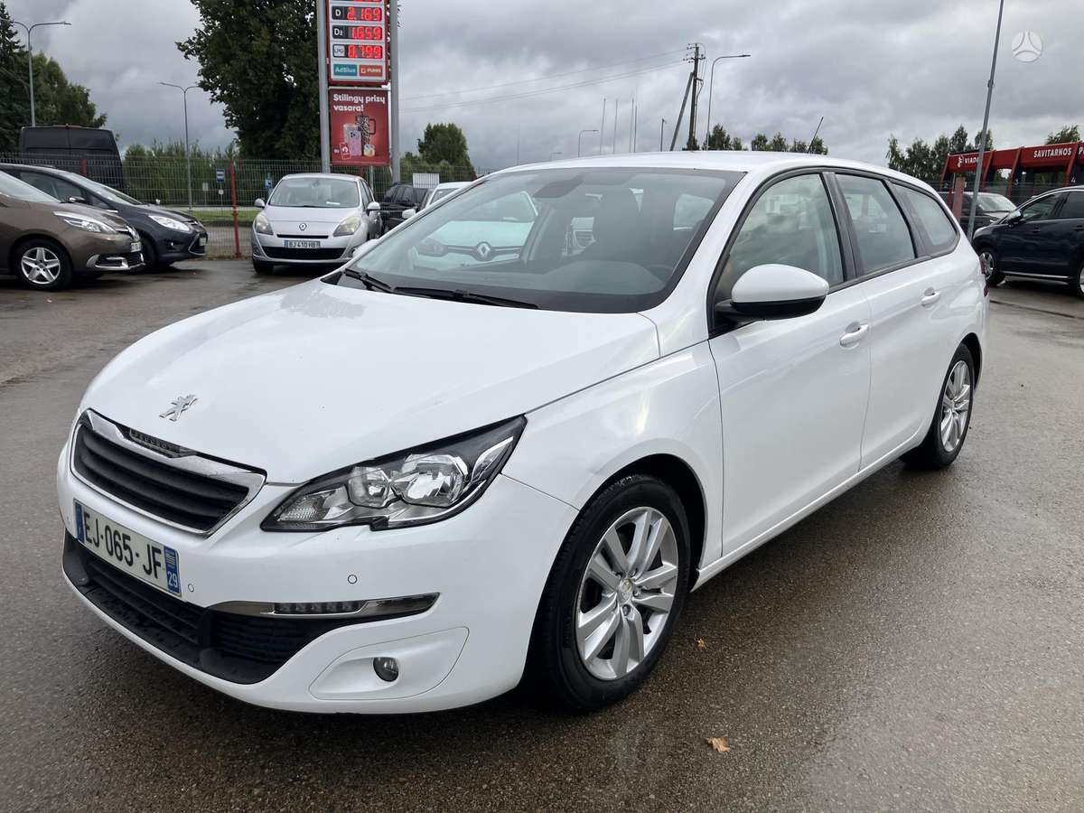Peugeot 308, 2015 — vehicle for AFU from Europe
