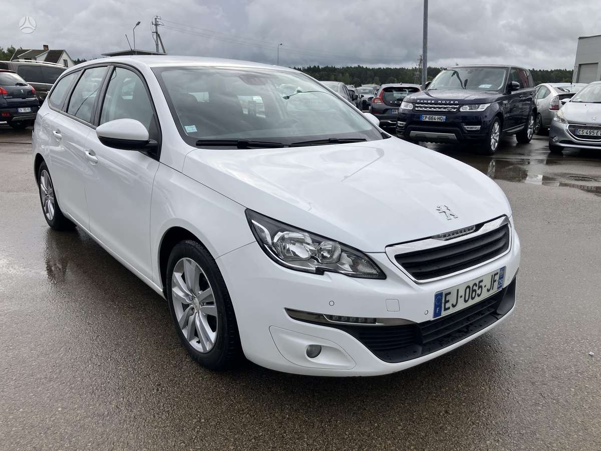 Peugeot 308 2015 — photo 8
